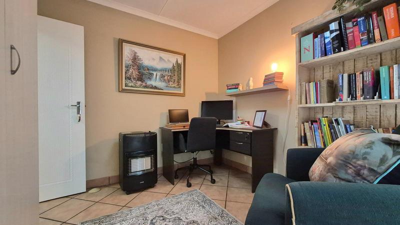 3 Bedroom Property for Sale in Island View Western Cape